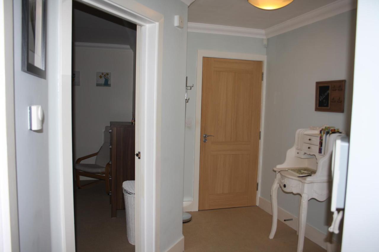 Apartmán Canterbury Elms Court Pokoj fotografie
