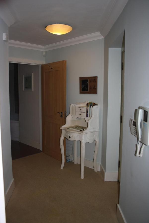 Apartmán Canterbury Elms Court Pokoj fotografie